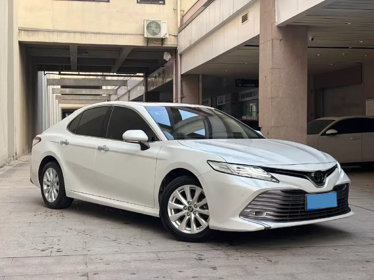 2019 Toyota Camry 2.0L 178HP L4 CVT,autocango,china used car exporter,china ev exporter,chinese used car exporter,chinese used ev exporter