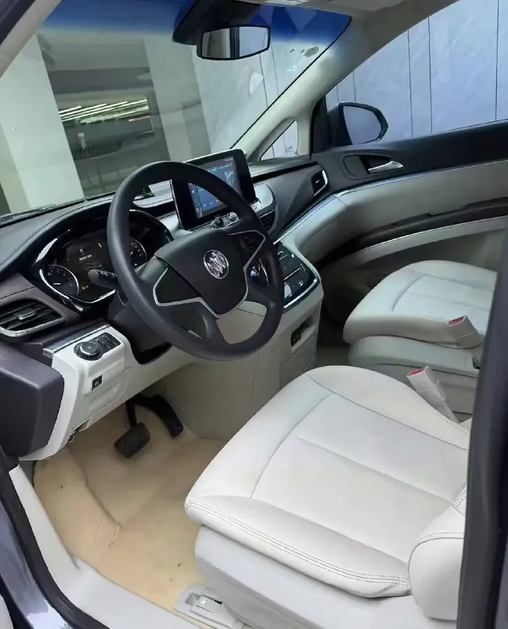 2021 Buick GL8 2.0T 237HP L4 9AT,autocango,china used car exporter,china ev exporter,chinese used car exporter,chinese used ev exporter