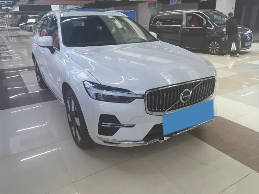 2024 Volvo XC60 PHEV 2.0T 310HP L4 8AT PHEV 18.8KWH,autocango,china used car exporter,china ev exporter,chinese used car exporter,chinese used ev exporter