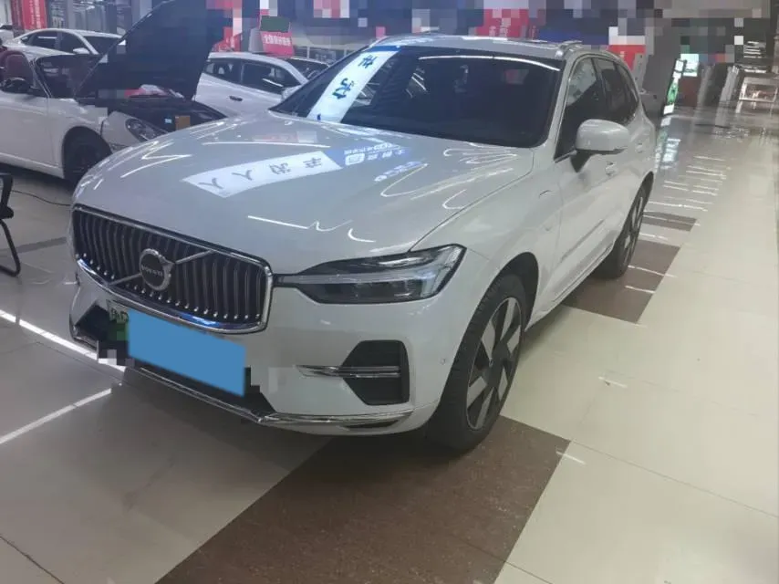 2024 Volvo XC60 PHEV 2.0T 310HP L4 8AT PHEV 18.8KWH,autocango,china used car exporter,china ev exporter,chinese used car exporter,chinese used ev exporter