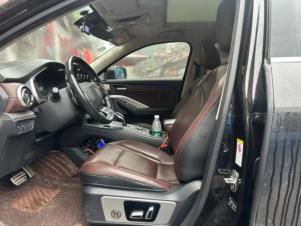 2018 WEY VV6 2.0T 197HP L4 7DCT,autocango,china used car exporter,china ev exporter,chinese used car exporter,chinese used ev exporter