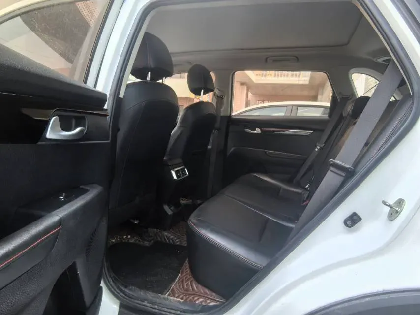 2021 Kia Sportage R 2.0L 161HP L4 6AT,autocango,china used car exporter,china ev exporter,chinese used car exporter,chinese used ev exporter