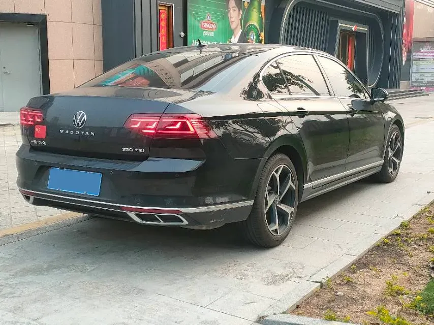 2024 Volkswagen Magotan 2.0T 186HP L4 7DCT,autocango,china used car exporter,china ev exporter,chinese used car exporter,chinese used ev exporter