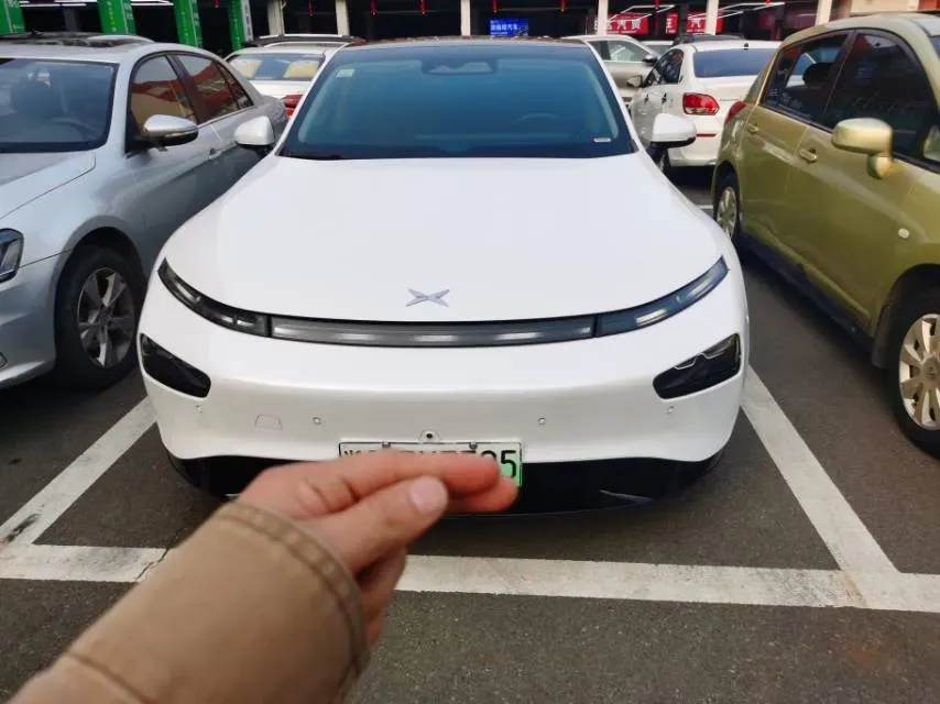 2020 DS 7 1.6T 215HP L4 8AT,autocango,china used car exporter,china ev exporter,chinese used car exporter,chinese used ev exporter