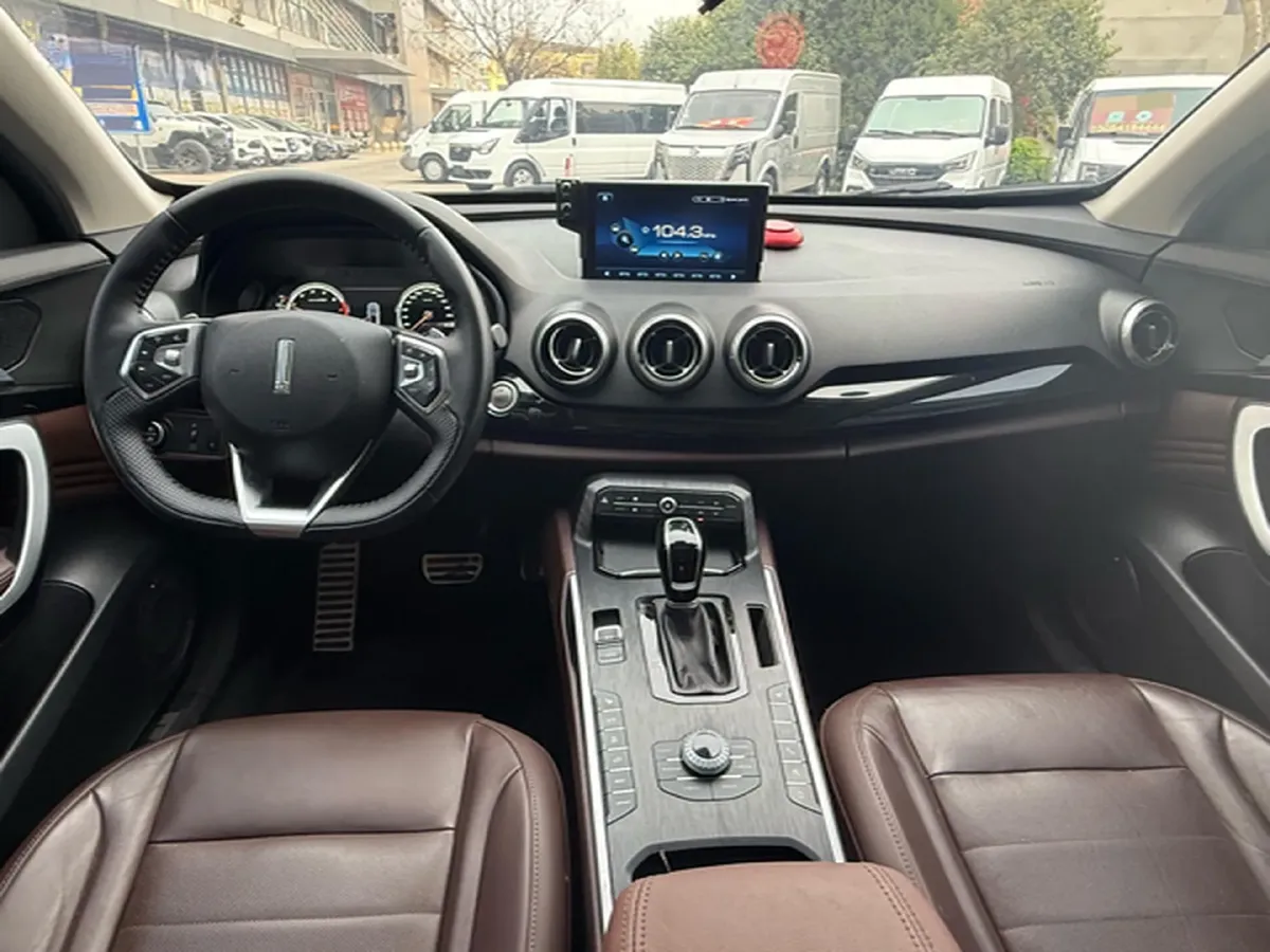 2017 WEY VV7 2.0T 234HP L4 7DCT,autocango,china used car exporter,china ev exporter,chinese used car exporter,chinese used ev exporter