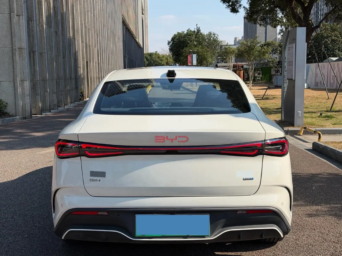 2025 BYD Seal 06 1.5L 101HP L4 E-CVT PHEV 15.87KWH,autocango,china used car exporter,china ev exporter,chinese used car exporter,chinese used ev exporter