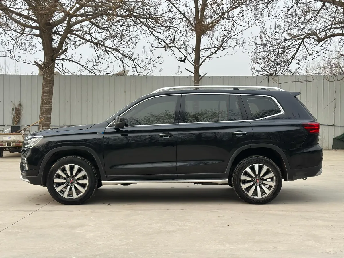 2018 Roewe RX5 2.0T 220HP L4 6DCT,autocango,china used car exporter,china ev exporter,chinese used car exporter,chinese used ev exporter