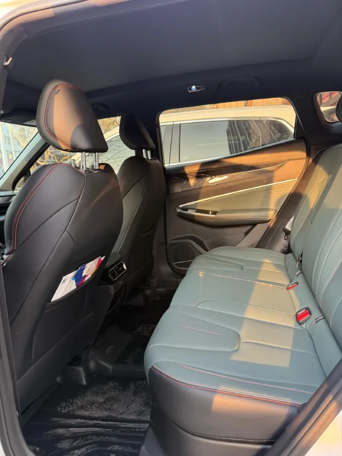 2024 Geely Azkarra 1.5T 181HP L4 7DCT,autocango,china used car exporter,china ev exporter,chinese used car exporter,chinese used ev exporter