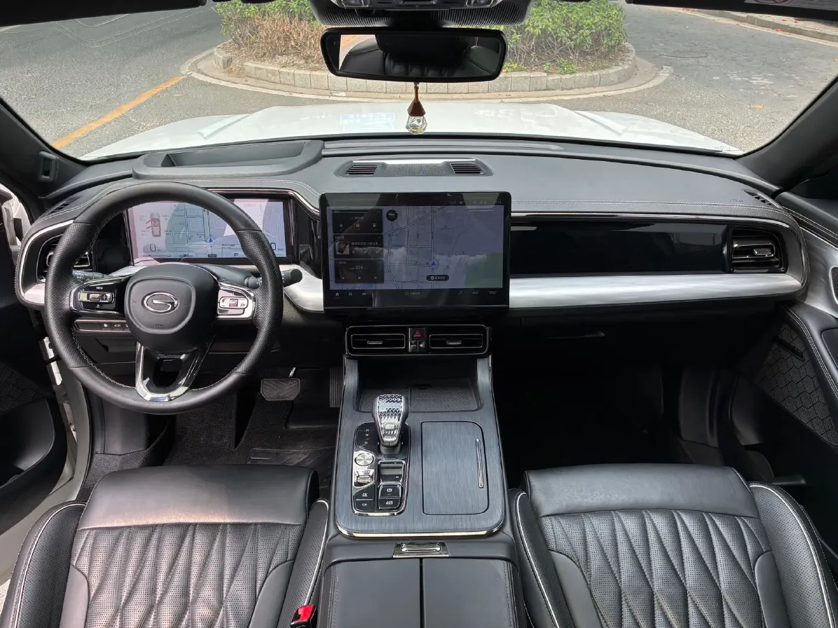 2022 GAC Trumpchi GS8 2.0T 190HP L4 E-CVT Hybrid,autocango,china used car exporter,china ev exporter,chinese used car exporter,chinese used ev exporter