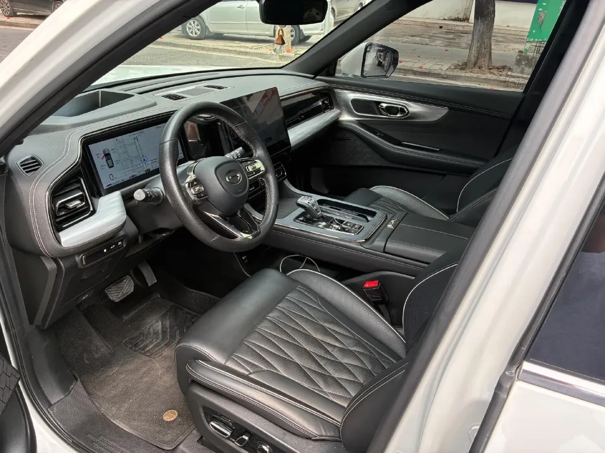 2022 GAC Trumpchi GS8 2.0T 190HP L4 E-CVT Hybrid,autocango,china used car exporter,china ev exporter,chinese used car exporter,chinese used ev exporter