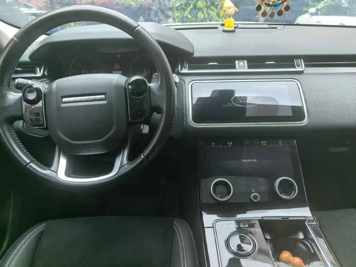 2018 Land Rover Discovery 2.0T 300HP L4 8AT,autocango,china used car exporter,china ev exporter,chinese used car exporter,chinese used ev exporter