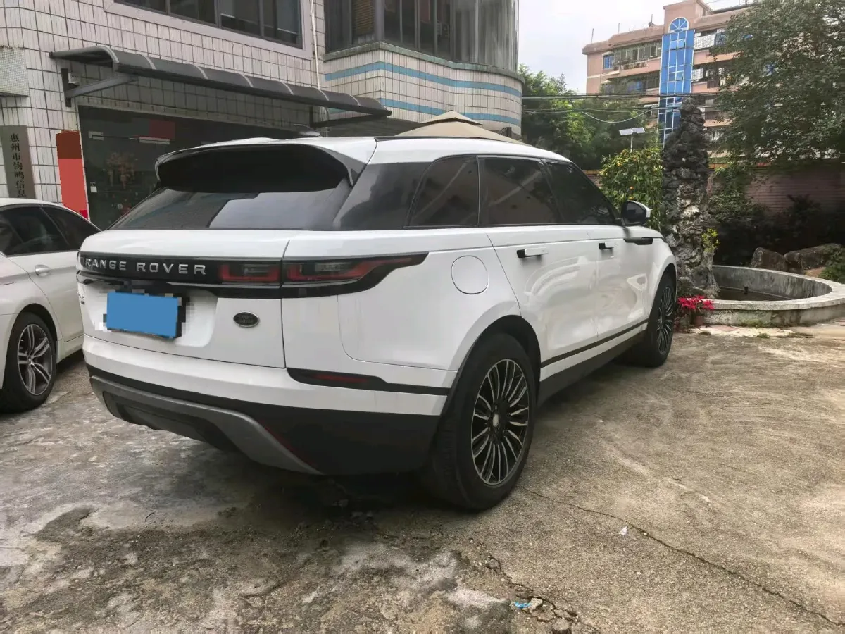 2018 Land Rover Discovery 2.0T 300HP L4 8AT,autocango,china used car exporter,china ev exporter,chinese used car exporter,chinese used ev exporter