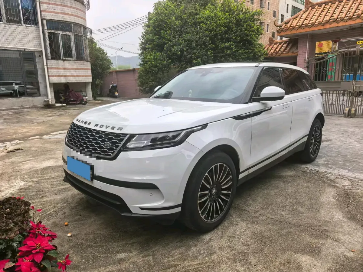 2018 Land Rover Discovery 2.0T 300HP L4 8AT,autocango,china used car exporter,china ev exporter,chinese used car exporter,chinese used ev exporter