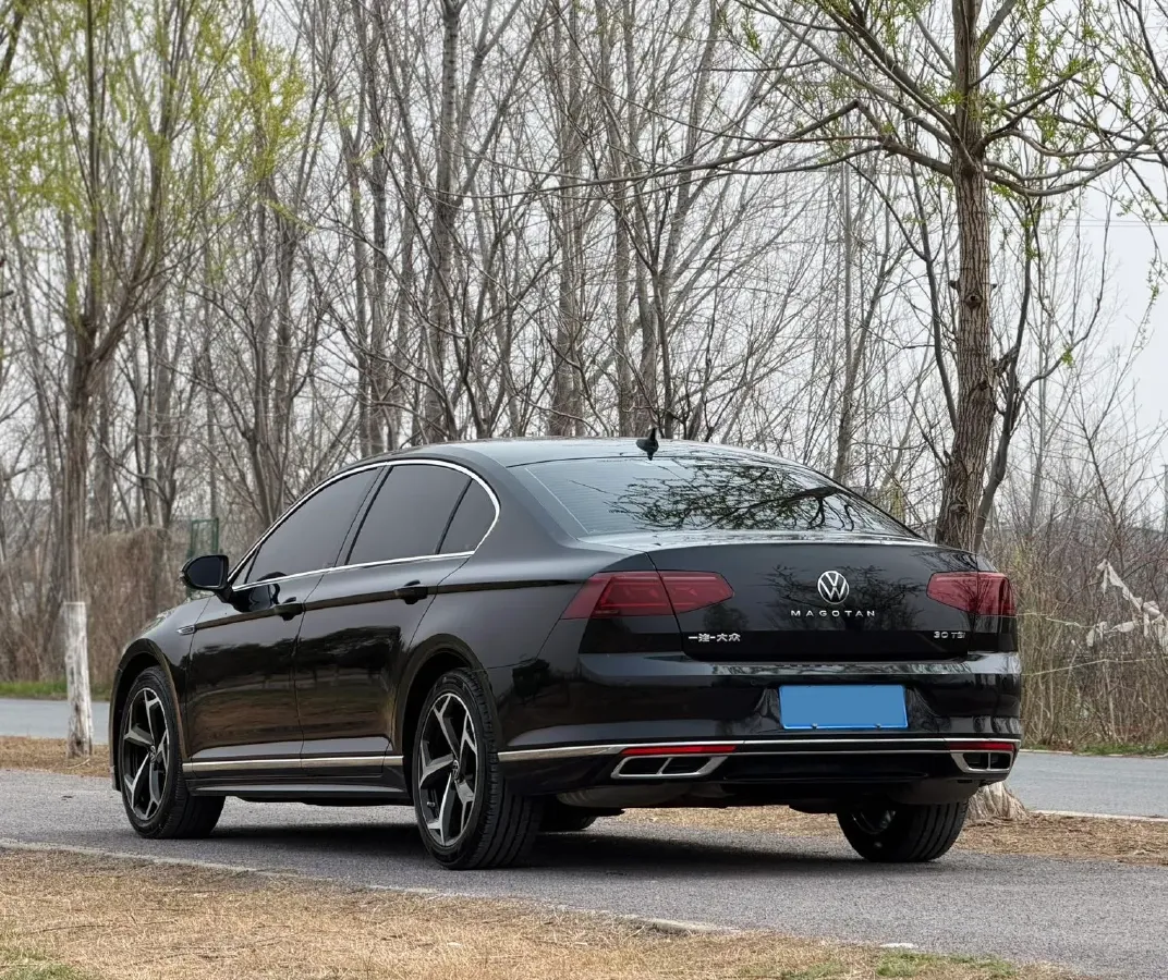 2023 Volkswagen Magotan 2.0T 186HP L4 7DCT,autocango,china used car exporter,china ev exporter,chinese used car exporter,chinese used ev exporter