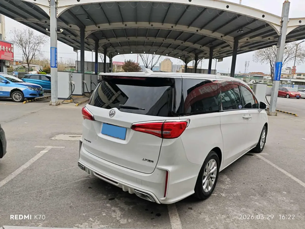 2018 Buick GL8 2.0T 260HP L4 6AT,autocango,china used car exporter,china ev exporter,chinese used car exporter,chinese used ev exporter