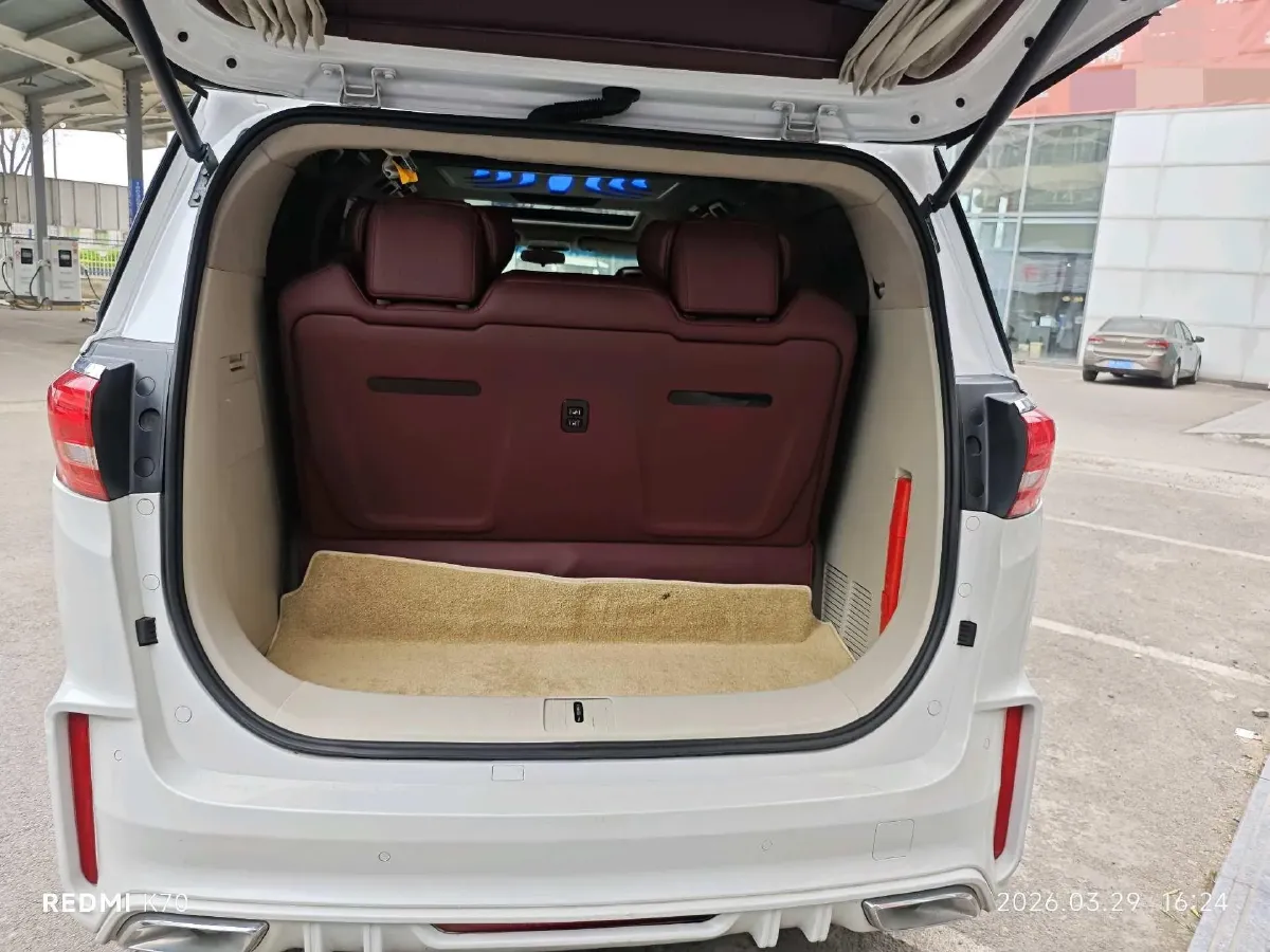 2018 Buick GL8 2.0T 260HP L4 6AT,autocango,china used car exporter,china ev exporter,chinese used car exporter,chinese used ev exporter