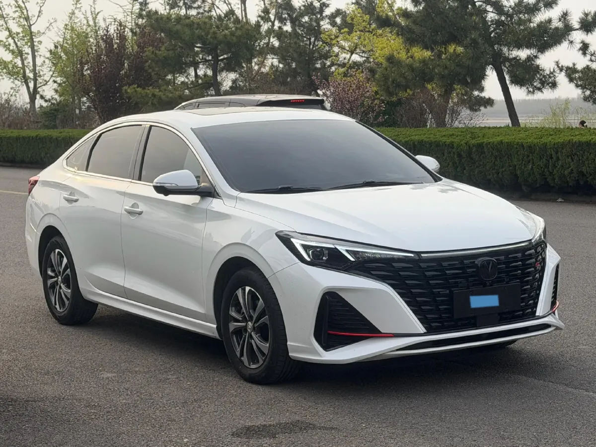 2022 ChangAn Eado 1.4T 160HP L4 7DCT,autocango,china used car exporter,china ev exporter,chinese used car exporter,chinese used ev exporter