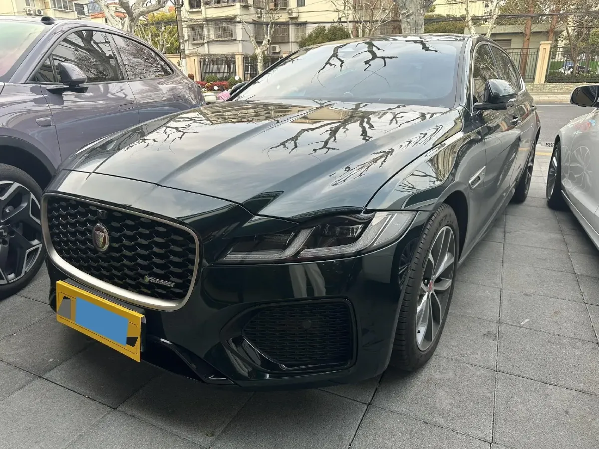 2023 Jaguar XFL 2.0T 250HP L4 8AT,autocango,china used car exporter,china ev exporter,chinese used car exporter,chinese used ev exporter