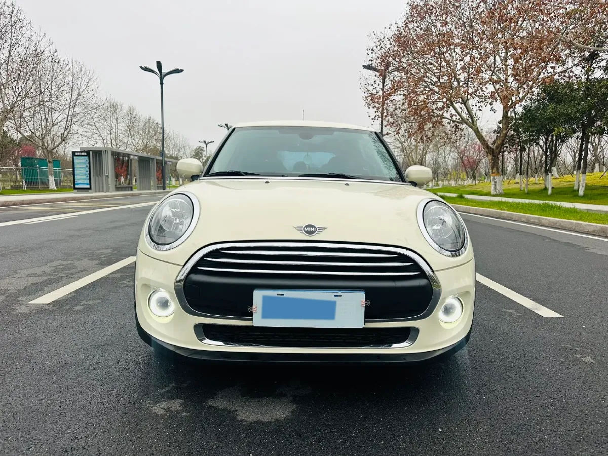 2021 MINI MINI 1.5T 102HP L3 7DCT,autocango,china used car exporter,china ev exporter,chinese used car exporter,chinese used ev exporter