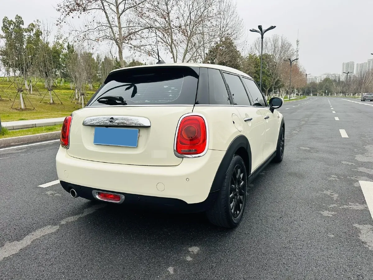2021 MINI MINI 1.5T 102HP L3 7DCT,autocango,china used car exporter,china ev exporter,chinese used car exporter,chinese used ev exporter