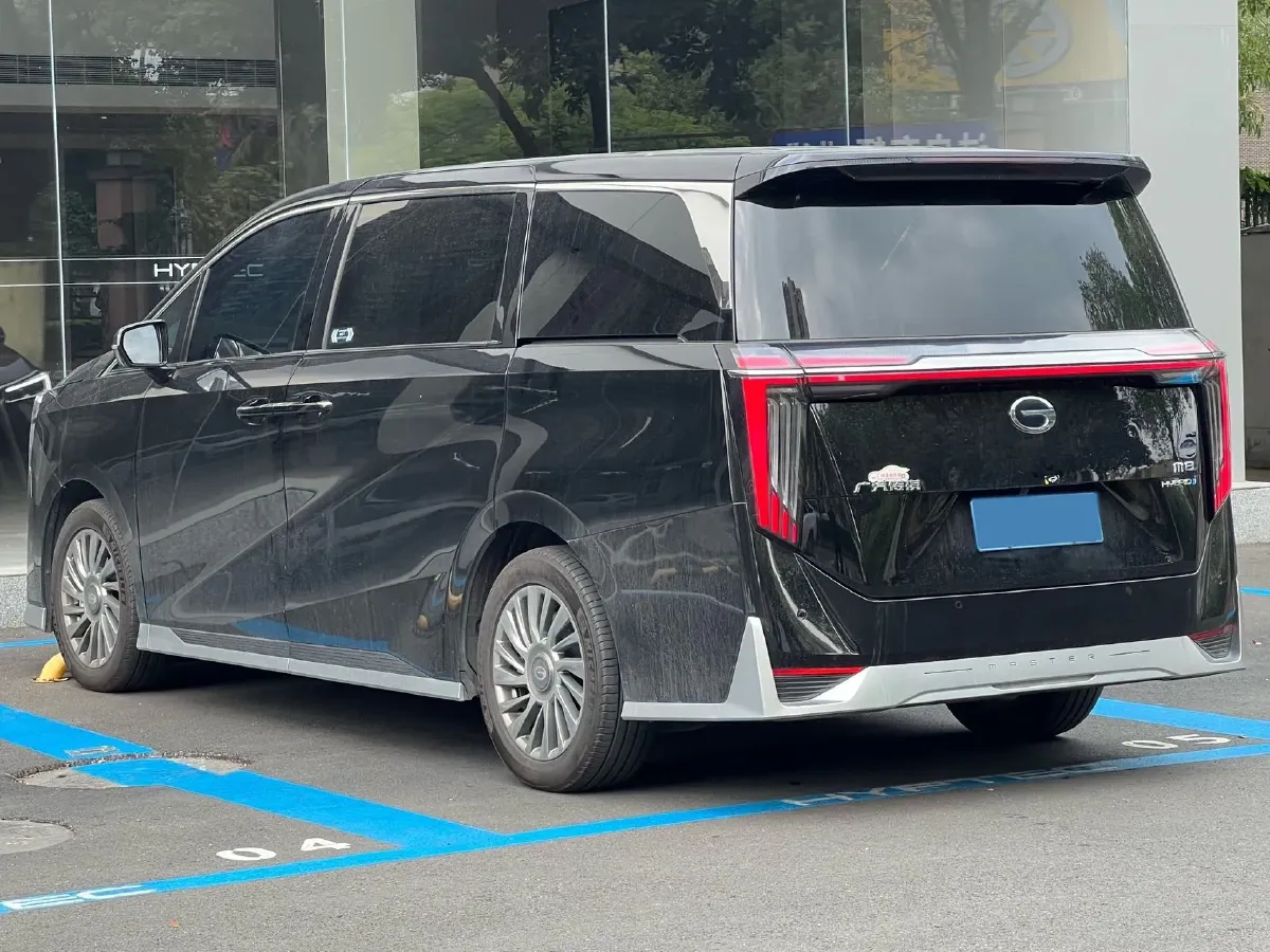 2025 GAC Trumpchi M8 2.0T 190HP L4 2DHT Hybrid,autocango,china used car exporter,china ev exporter,chinese used car exporter,chinese used ev exporter