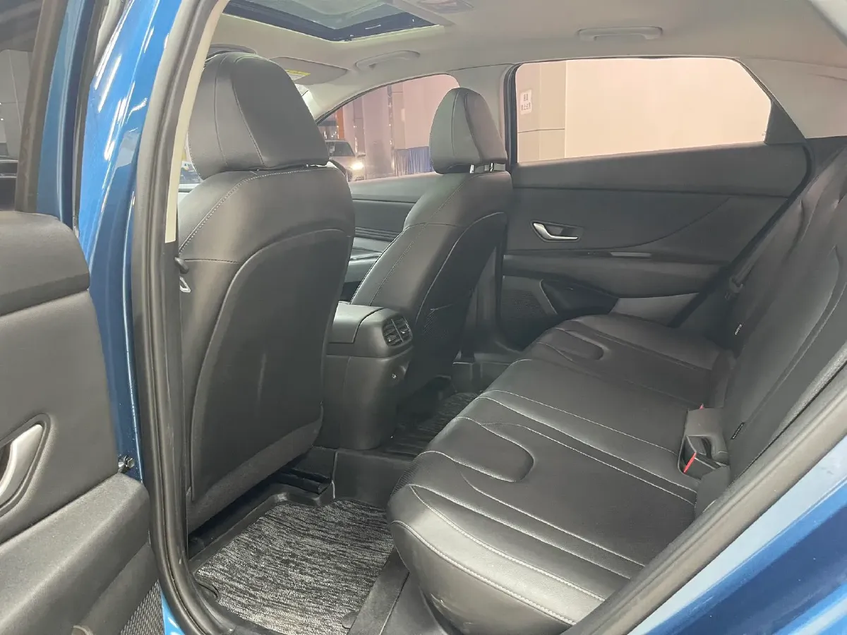 2022 Hyundai Elantra 1.5L 115HP L4 CVT,autocango,china used car exporter,china ev exporter,chinese used car exporter,chinese used ev exporter