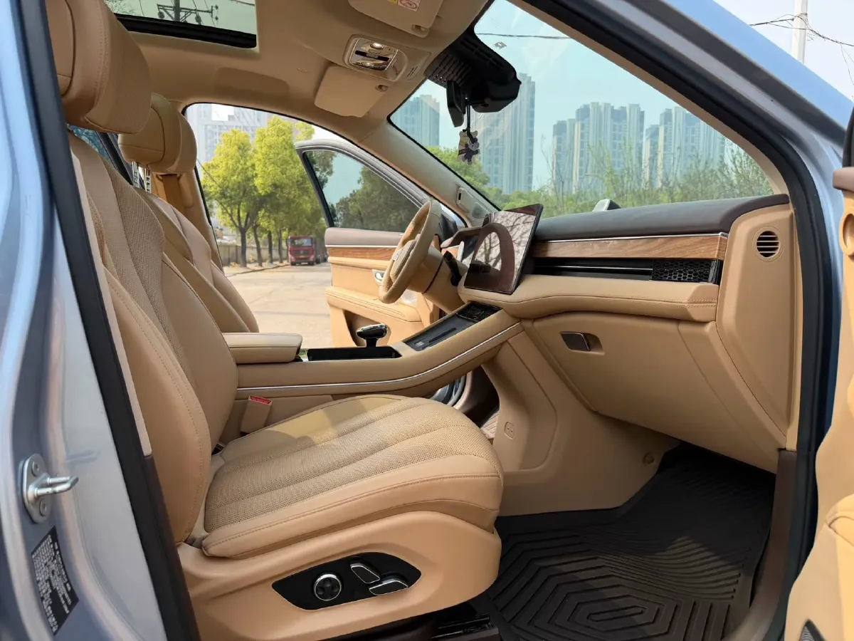 2024 AITO AITO M7 1.5T 152HP L4 REEV 40KWH,autocango,china used car exporter,china ev exporter,chinese used car exporter,chinese used ev exporter