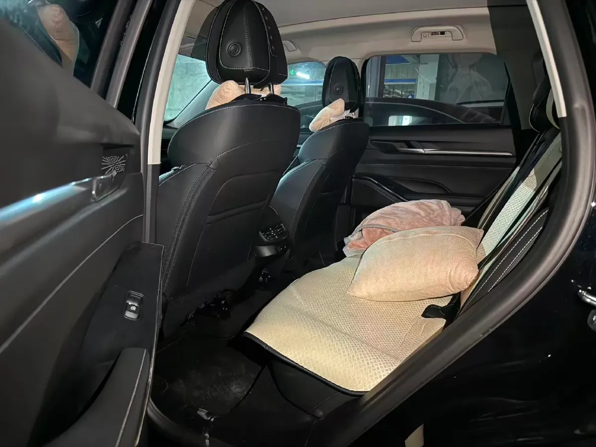 2022 Haval H6 1.5T 184HP L4 7DCT,autocango,china used car exporter,china ev exporter,chinese used car exporter,chinese used ev exporter