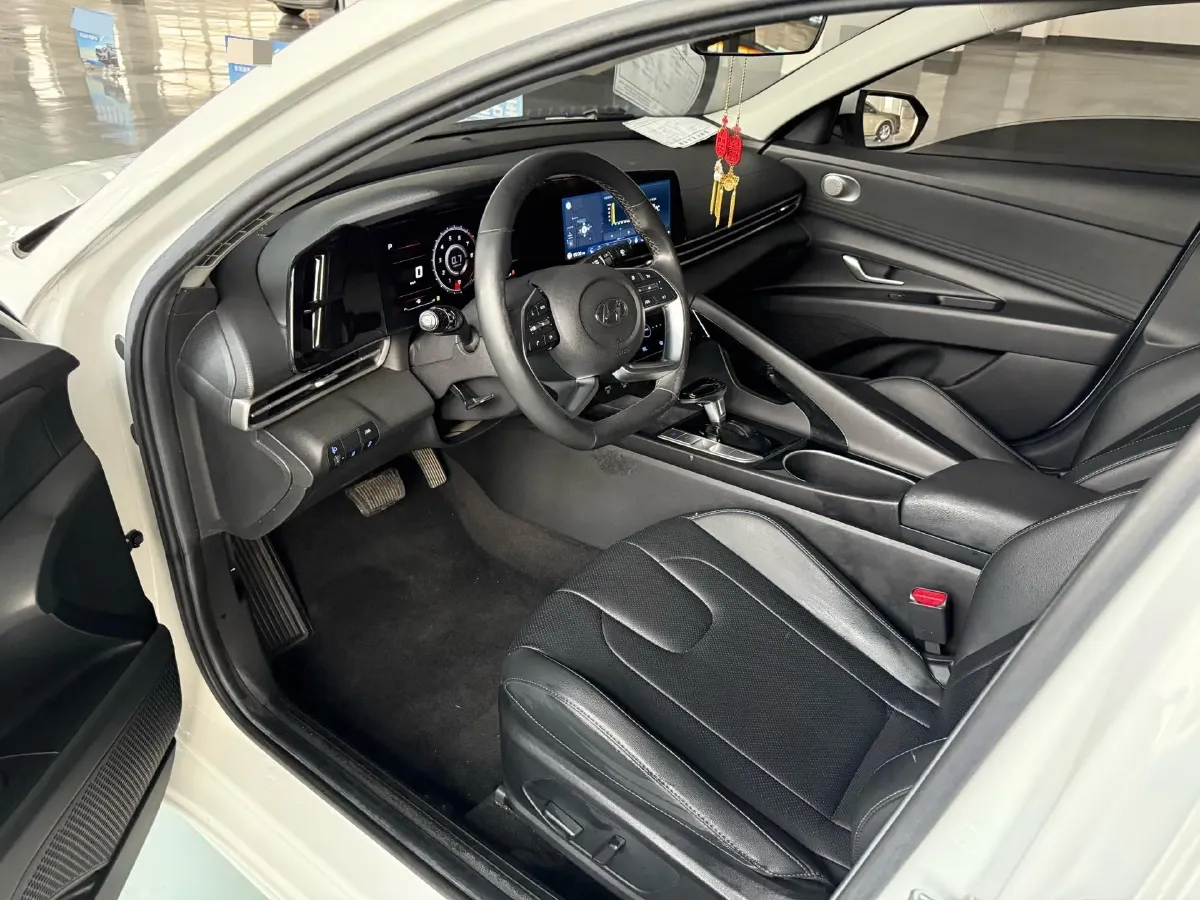 2021 Hyundai Elantra 1.5L 115HP L4 CVT,autocango,china used car exporter,china ev exporter,chinese used car exporter,chinese used ev exporter