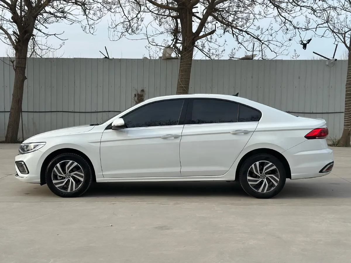 2023 Volkswagen Bora 1.2T 116HP L4 7DCT,autocango,china used car exporter,china ev exporter,chinese used car exporter,chinese used ev exporter