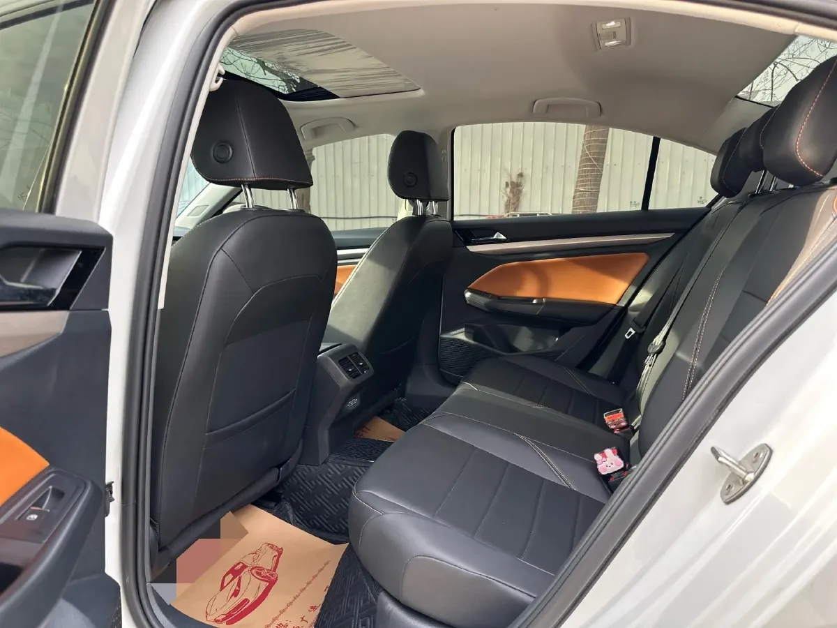 2023 Volkswagen Bora 1.2T 116HP L4 7DCT,autocango,china used car exporter,china ev exporter,chinese used car exporter,chinese used ev exporter