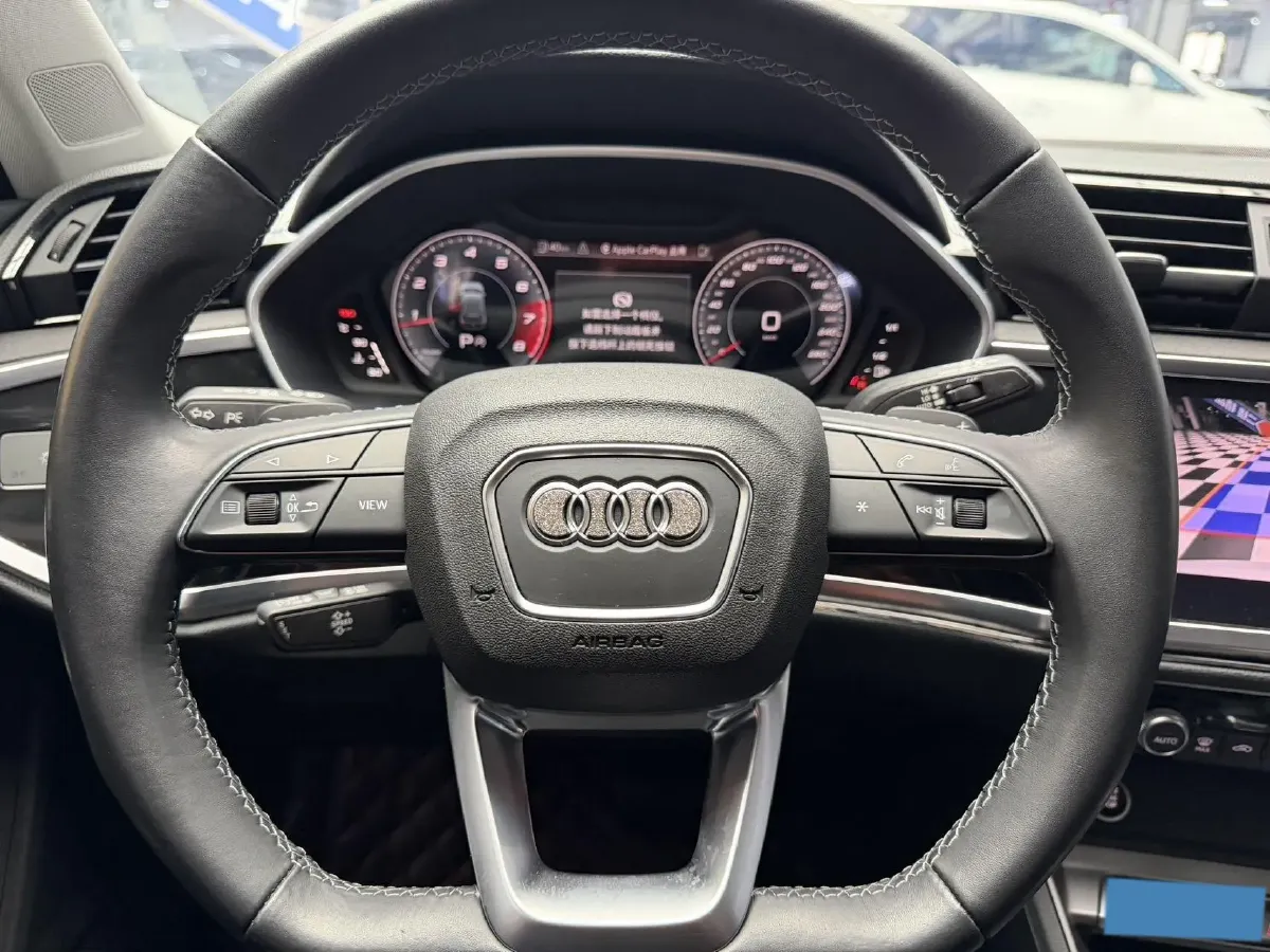 2022 Audi Q3 1.4T 150HP L4 7DCT,autocango,china used car exporter,china ev exporter,chinese used car exporter,chinese used ev exporter