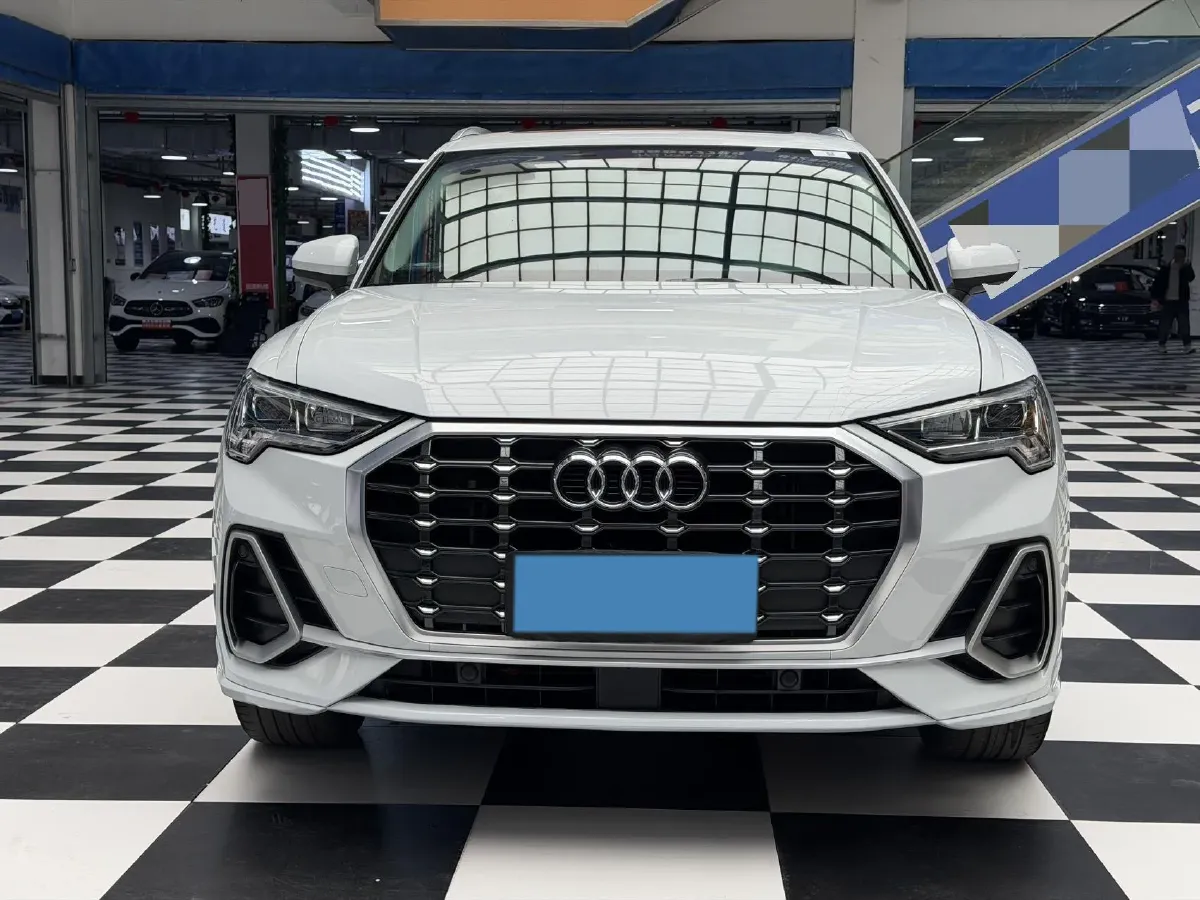 2022 Audi Q3 1.4T 150HP L4 7DCT,autocango,china used car exporter,china ev exporter,chinese used car exporter,chinese used ev exporter