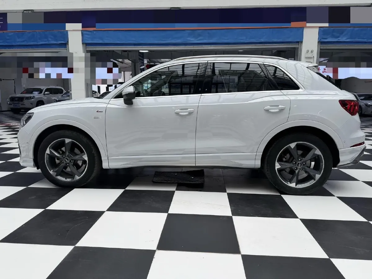 2022 Audi Q3 1.4T 150HP L4 7DCT,autocango,china used car exporter,china ev exporter,chinese used car exporter,chinese used ev exporter