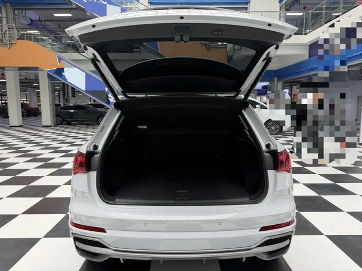 2022 Audi Q3 1.4T 150HP L4 7DCT,autocango,china used car exporter,china ev exporter,chinese used car exporter,chinese used ev exporter