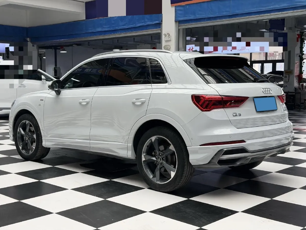 2022 Audi Q3 1.4T 150HP L4 7DCT,autocango,china used car exporter,china ev exporter,chinese used car exporter,chinese used ev exporter