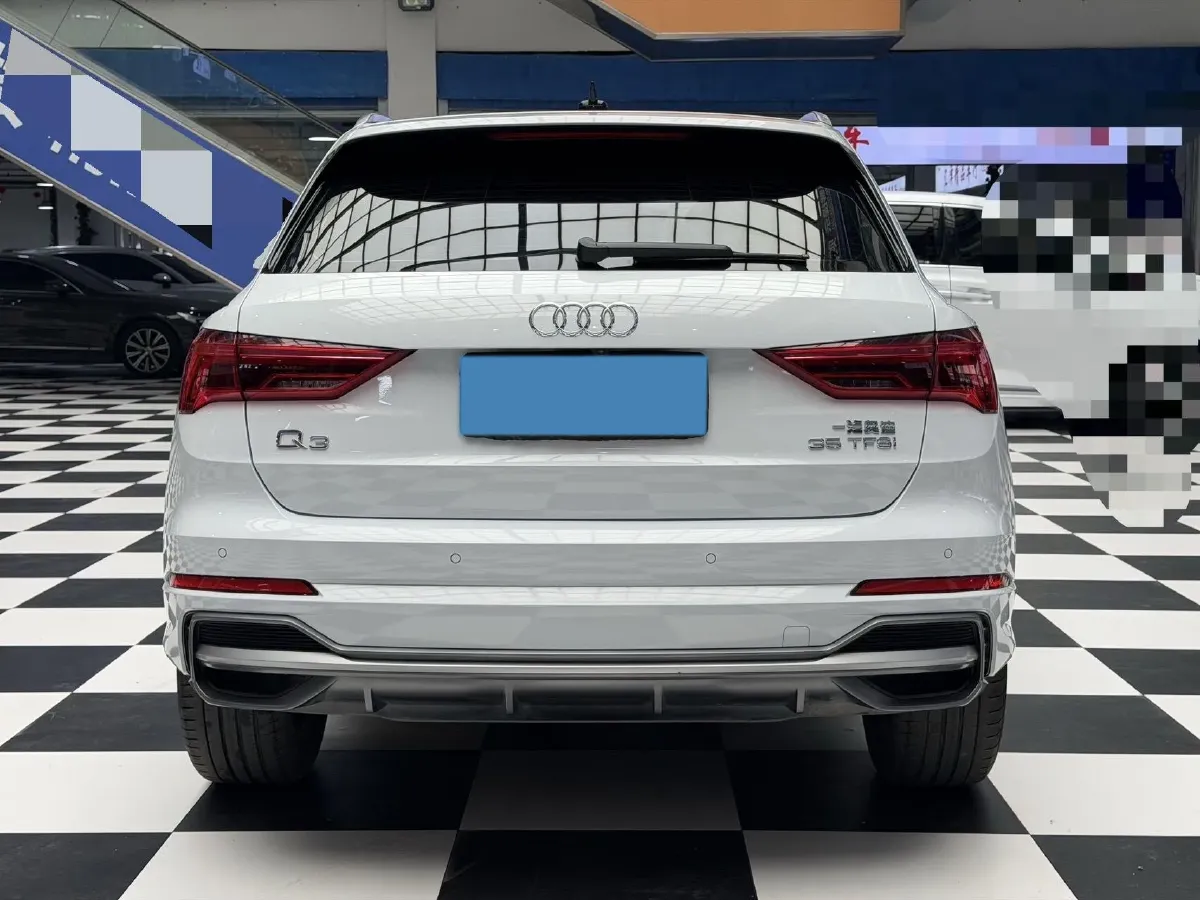 2022 Audi Q3 1.4T 150HP L4 7DCT,autocango,china used car exporter,china ev exporter,chinese used car exporter,chinese used ev exporter