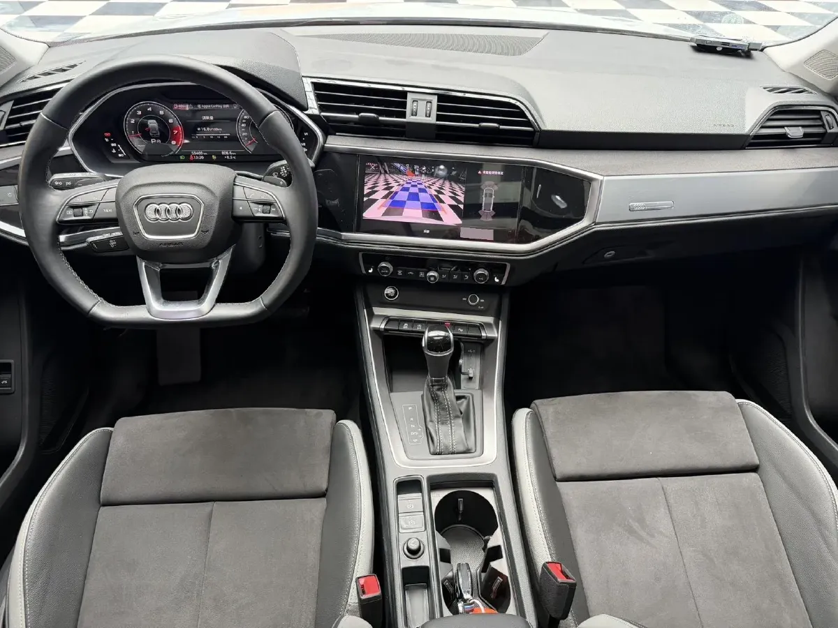 2022 Audi Q3 1.4T 150HP L4 7DCT,autocango,china used car exporter,china ev exporter,chinese used car exporter,chinese used ev exporter