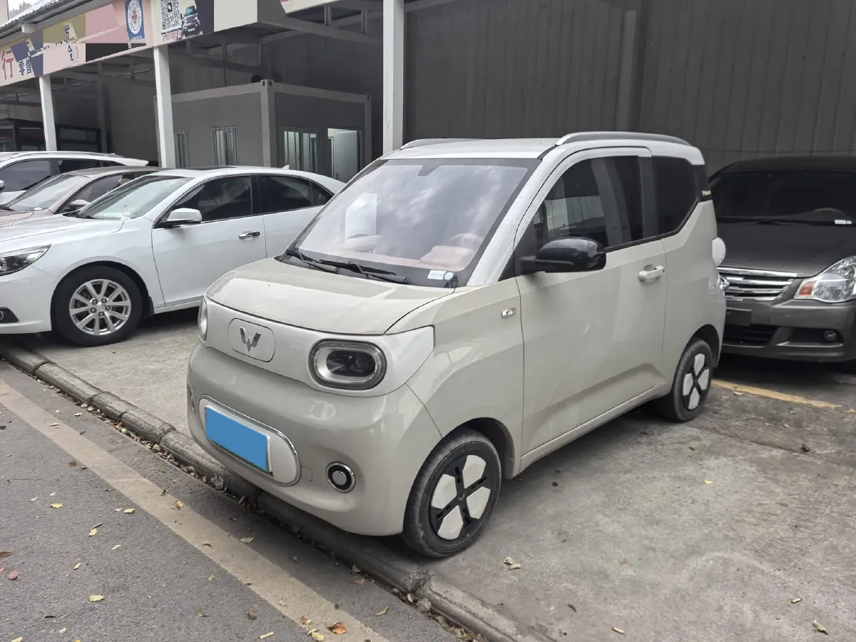 2024 WuLing HongGuang MINI EV BEV 17.3KWH,autocango,china used car exporter,china ev exporter,chinese used car exporter,chinese used ev exporter