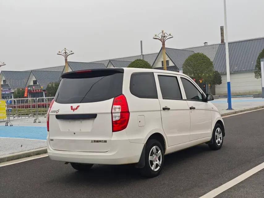 2020 WuLing RongGuang Mini Truck Special 1.5L 99HP L4 5MT,autocango,china used car exporter,china ev exporter,chinese used car exporter,chinese used ev exporter