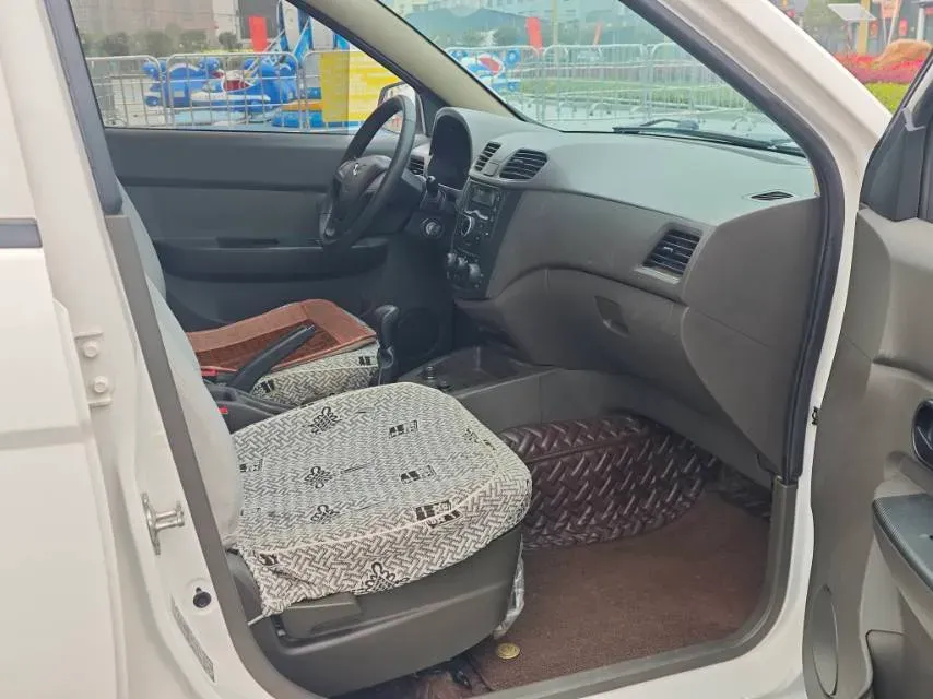 2020 WuLing RongGuang Mini Truck Special 1.5L 99HP L4 5MT,autocango,china used car exporter,china ev exporter,chinese used car exporter,chinese used ev exporter
