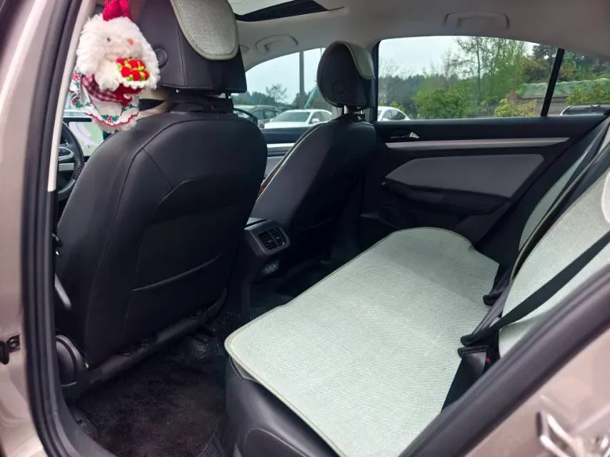 2023 Volkswagen Bora 1.2T 116HP L4 7DCT,autocango,china used car exporter,china ev exporter,chinese used car exporter,chinese used ev exporter