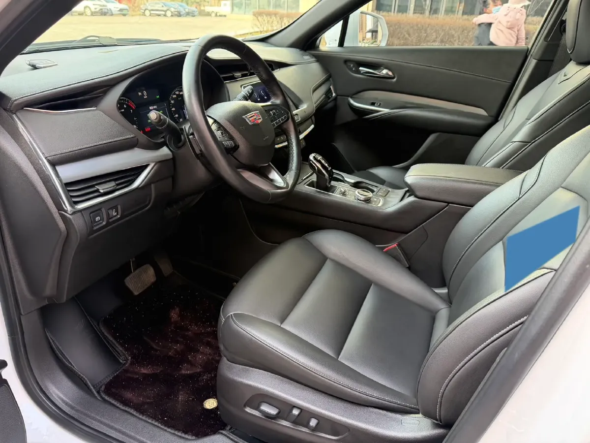 2020 Cadillac XT4 2.0T 241HP L4 9AT,autocango,china used car exporter,china ev exporter,chinese used car exporter,chinese used ev exporter