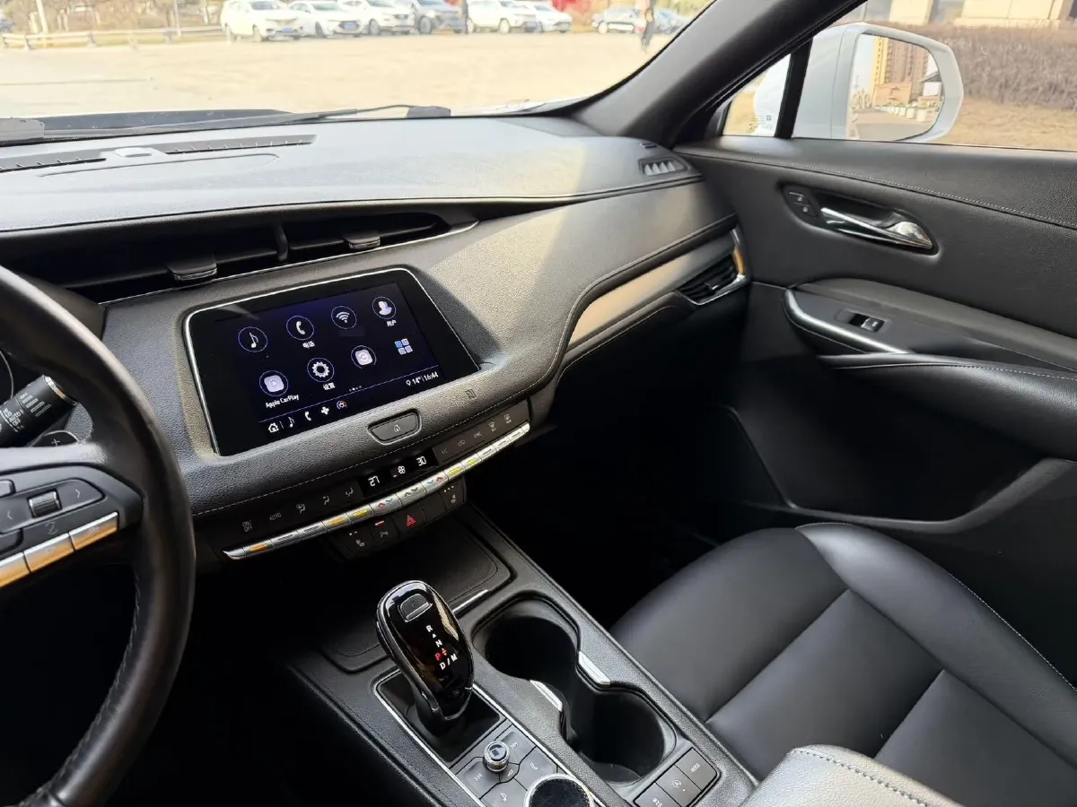 2020 Cadillac XT4 2.0T 241HP L4 9AT,autocango,china used car exporter,china ev exporter,chinese used car exporter,chinese used ev exporter