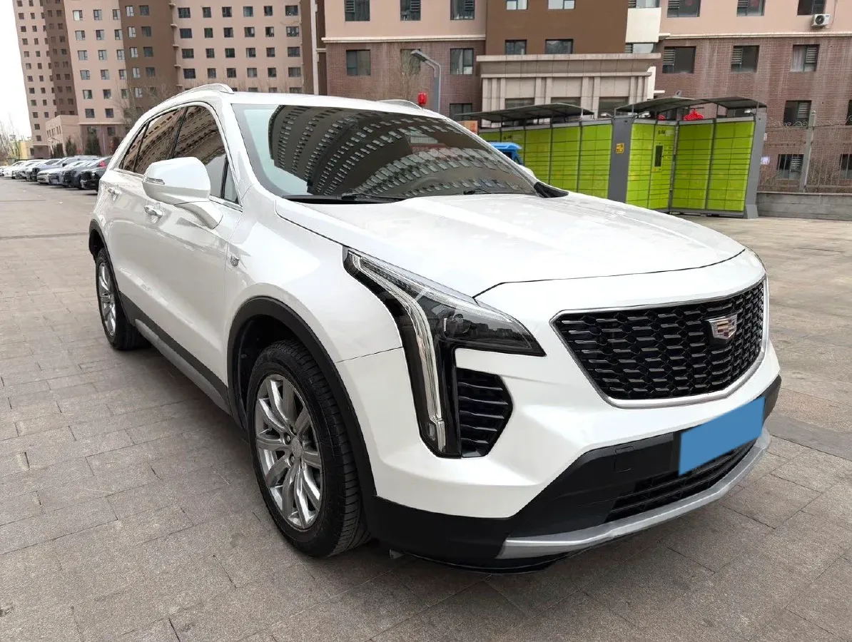 2020 Cadillac XT4 2.0T 241HP L4 9AT,autocango,china used car exporter,china ev exporter,chinese used car exporter,chinese used ev exporter