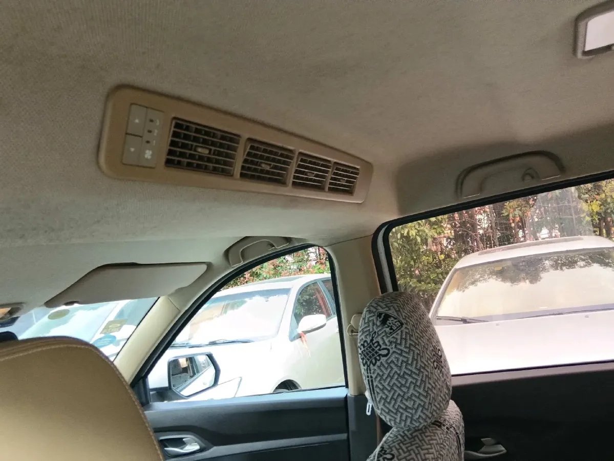 2018 WuLing HongGuang 1.5L 105HP L4 5MT,autocango,china used car exporter,china ev exporter,chinese used car exporter,chinese used ev exporter