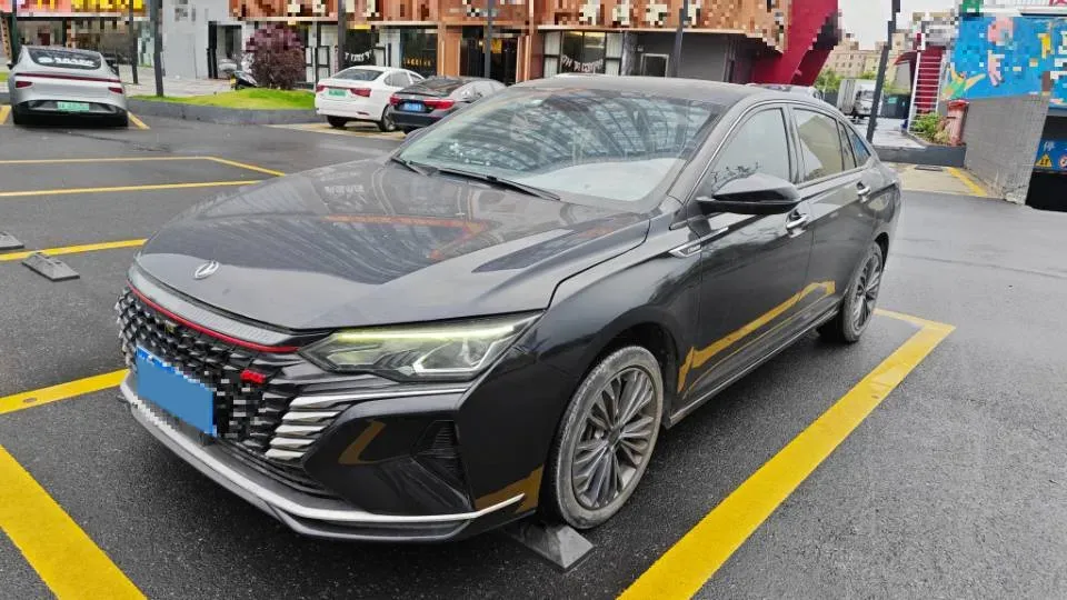 2021 DongFeng Aeolus YiXuan MAX 1.5T 190HP L4 7DCT,autocango,china used car exporter,china ev exporter,chinese used car exporter,chinese used ev exporter