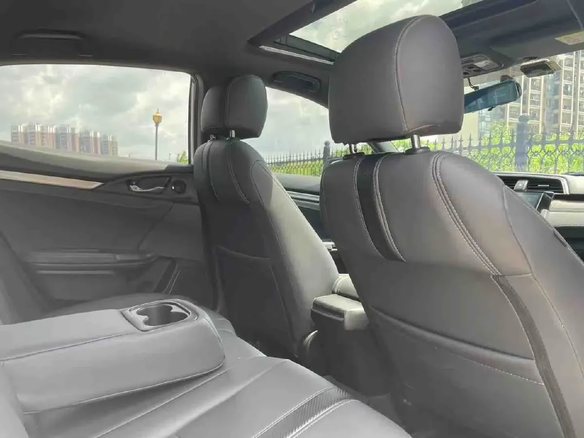 2021 Honda Civic 1.5T 177HP L4 CVT,autocango,china used car exporter,china ev exporter,chinese used car exporter,chinese used ev exporter