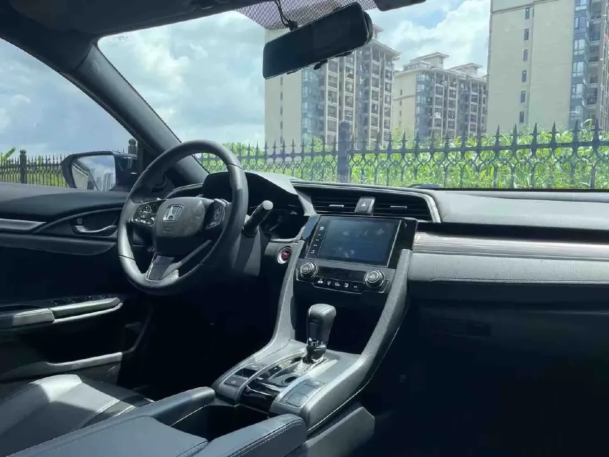 2021 Honda Civic 1.5T 177HP L4 CVT,autocango,china used car exporter,china ev exporter,chinese used car exporter,chinese used ev exporter