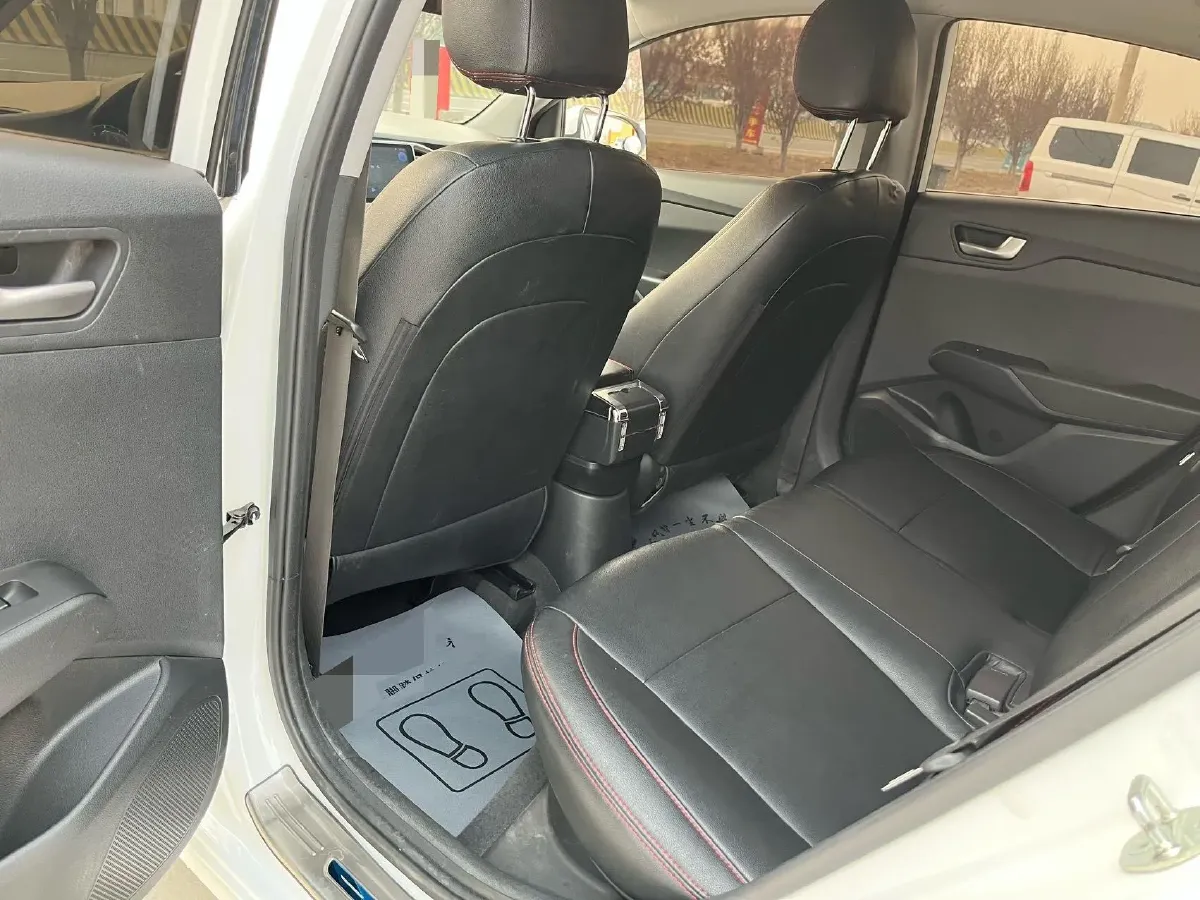 2016 Hyundai Verna 1.4L 100HP L4 6MT,autocango,china used car exporter,china ev exporter,chinese used car exporter,chinese used ev exporter